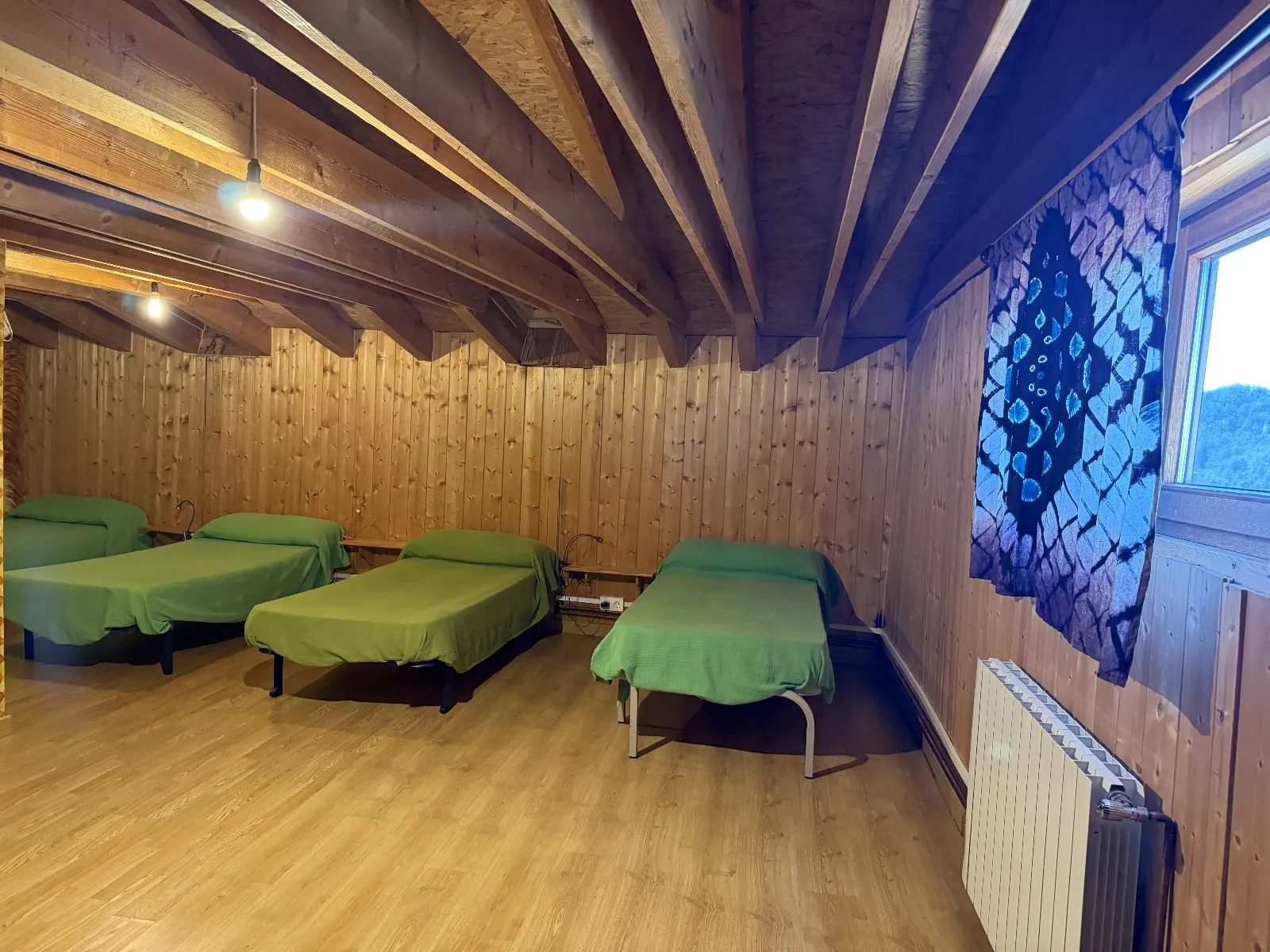 Habitación múltiple para alojarse en el Pirineo aragonés