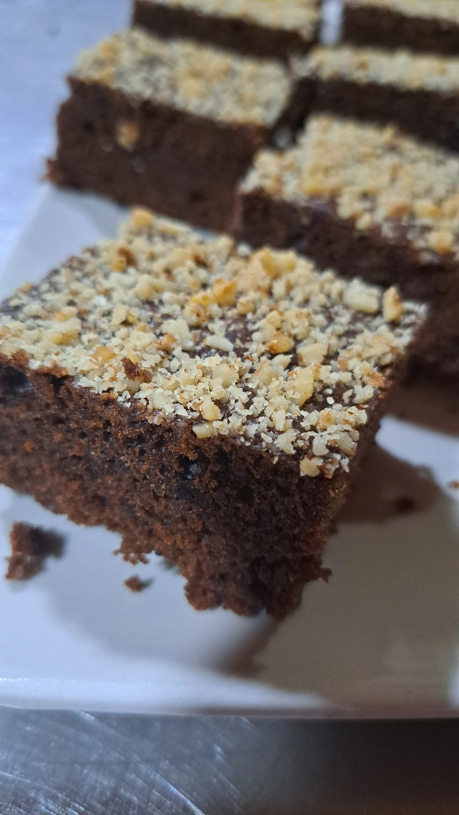 Postre casero servido en casa rural en el Pirineo.